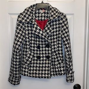 Body Central Size S Houndstooth Pea Coat